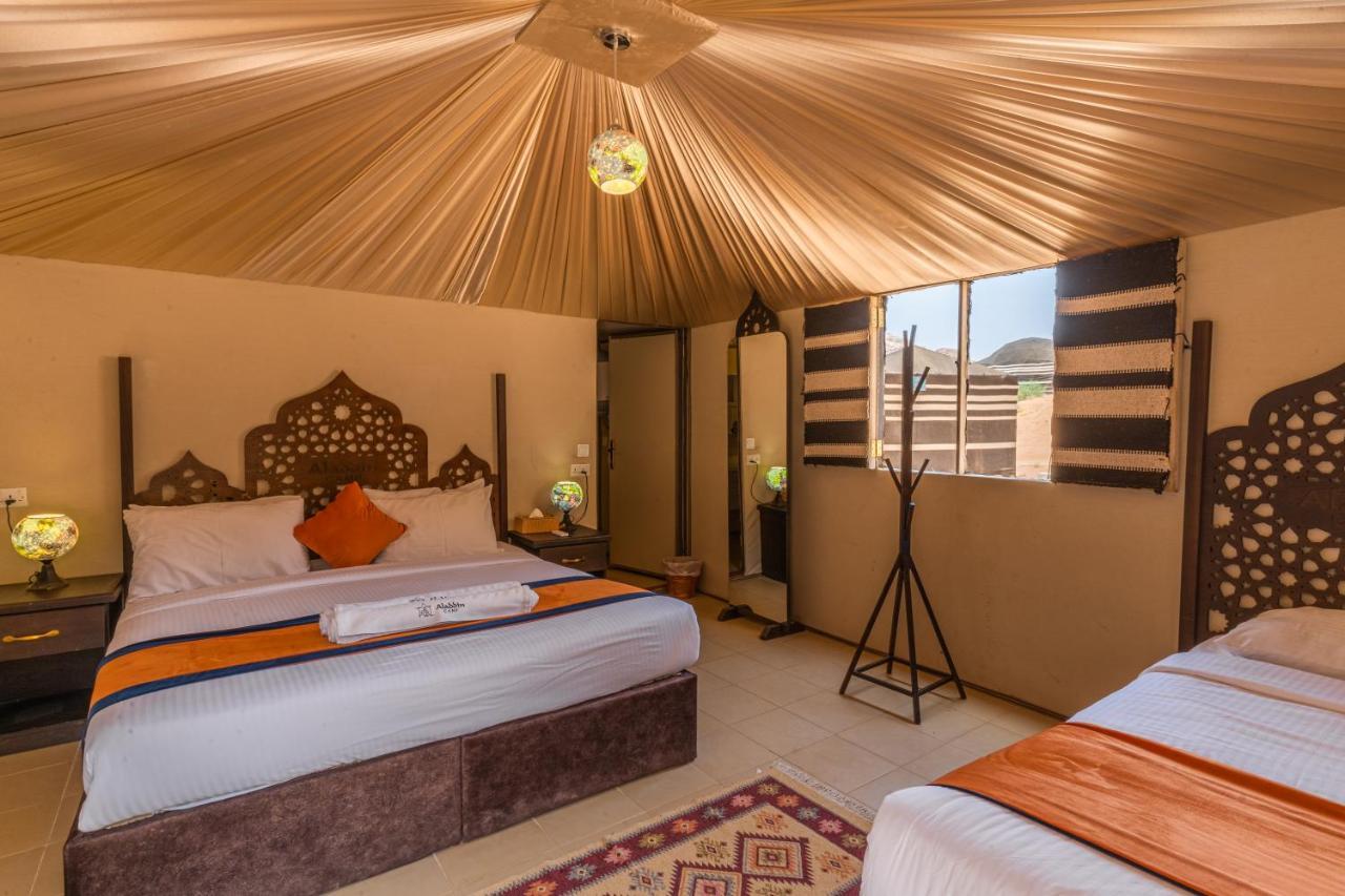Aladdin Camp Hotel Wadi Rum Buitenkant foto